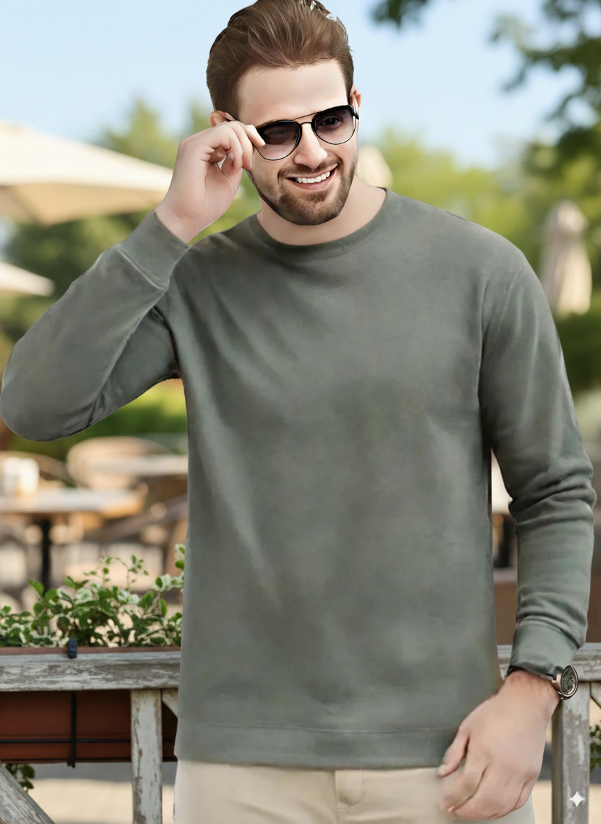 Men's Essentials Light Grey Feel Cozy Fleece Long Sleeve Casual Sweatshirt